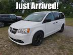 2019 Dodge grand caravan White, 107K miles