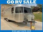 2014 Airstream Flying Cloud 27FB Travel Trailer