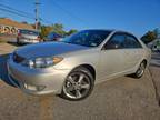 2005 Toyota Camry SE V6 4dr Sedan