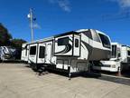 2022 Forest River Sandpiper Luxury 391FLRB 43ft