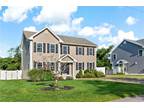 41 Orlando Drive, Narragansett, RI 02882