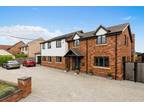 5 bedroom detached house for sale in Cinques Road, Sandy, SG19