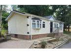 2 bedroom park home for sale in Crawley, West Susinteraction, RH10