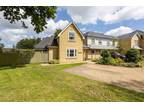 Centrally Located To Hawkhurst Village 3 bed detached house for sale -