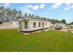 2 bedroom detached bungalow for sale in Cathedral View, Newark Road, LN5
