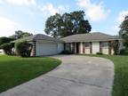 4439 Dolphin Dr, Tampa, FL 33617