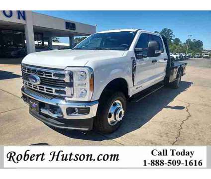 2023 Ford Super Duty F-350 DRW XL is a White 2023 Ford Car for Sale in Moultrie GA