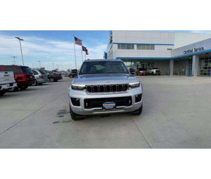 2023 Jeep Grand Cherokee Overland 4x4 is a Silver 2023 Jeep grand cherokee Overland SUV in Grand Island NE