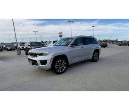 2023 Jeep Grand Cherokee Overland 4x4 is a Silver 2023 Jeep grand cherokee Overland SUV in Grand Island NE