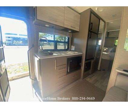 2021 Thor Axis 24.1 is a 2021 Motorhome in Saint Michaels MD