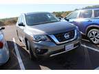 2020 Nissan Pathfinder Platinum