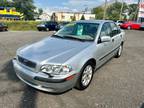 2002 Volvo S40 Base 4dr Turbo Sedan