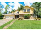 12269 Sawgrass Ct, Wellington, FL 33414