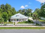 214 E Noble Ave, Bushnell, FL 33513