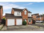 4 bedroom house for sale in Holly Approach, Ossett, WF5