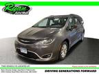 2017 Chrysler Pacifica Gray, 164K miles