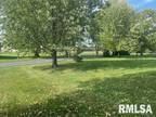 Plot For Sale In East Moline, Illinois