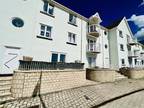 Camona Drive, Marina, Swansea 1 bed apartment for sale -
