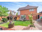Lambert Drive, Maidstone 4 bed detached house for sale -