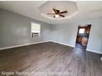 220 E 9th St San Angelo, TX 76903 - Home For Rent