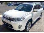 Used 2011 Toyota Highlander Hybrid for sale.