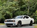 2016 Dodge Challenger SXT 2dr Coupe