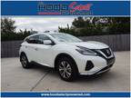 2022 Nissan Murano White, 18K miles