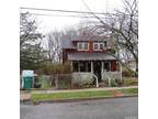 533 3RD ST, Greenport, NY 11944 Single Family Residence For Sale MLS# 3489438