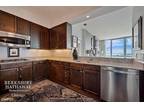 Condo For Sale In Chicago, Illinois