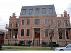 Residential Saleal - CHICAGO, IL 2861 N Paulina St