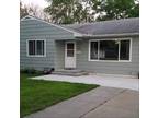 808 W 28th St Cedar Falls, IA