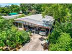 2466 Highland Acres Dr, Clearwater, FL 33761