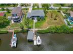 644 Bayshore Dr, Tarpon Springs, FL 34689