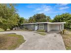 2167 Barcelona Dr, Clearwater, FL 33764
