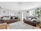 Vicarage Road, Woodford Green 3 bed apartment for sale -