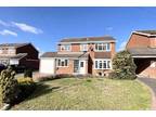 4 bedroom detached house for sale in Hatch Heath Close, Wolverhampton - 34130747