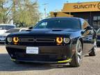 2016 Dodge Challenger SE