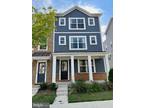 Contemporary, Colonial, End Of Row/Townhouse - CLARKSBURG