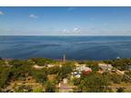 602 Avery Ave, Crystal Beach, FL 34681