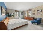 Condo For Sale In Chicago, Illinois