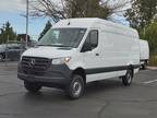 2024 Mercedes-Benz Sprinter 2500