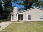 157 Village Cir Jacksonville, NC 28546 - Home For Rent