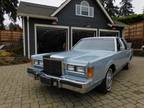 1989 Lincoln Town Car Blue Crystal Blue Metallic