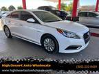 2016 Hyundai Sonata Hybrid SE 4dr Sedan