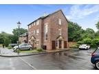 The Spinney, Solihull 2 bed apartment for sale -