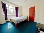 1 bedroom house share for rent in Oak Avenue, Hounslow, Middleinteraction, TW5