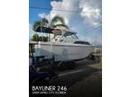 24 foot Bayliner Discovery 246 Cruiser