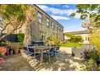 5 bedroom detached house for sale in Whinney Bank Lane, Wooldale, Holmfirth, HD9