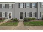 Henrico 1.5BA, A MUST SEE! This RENOVATED townhome has it