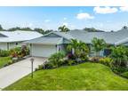 12787 SE Pinehurst Ct, Hobe Sound, FL 33455